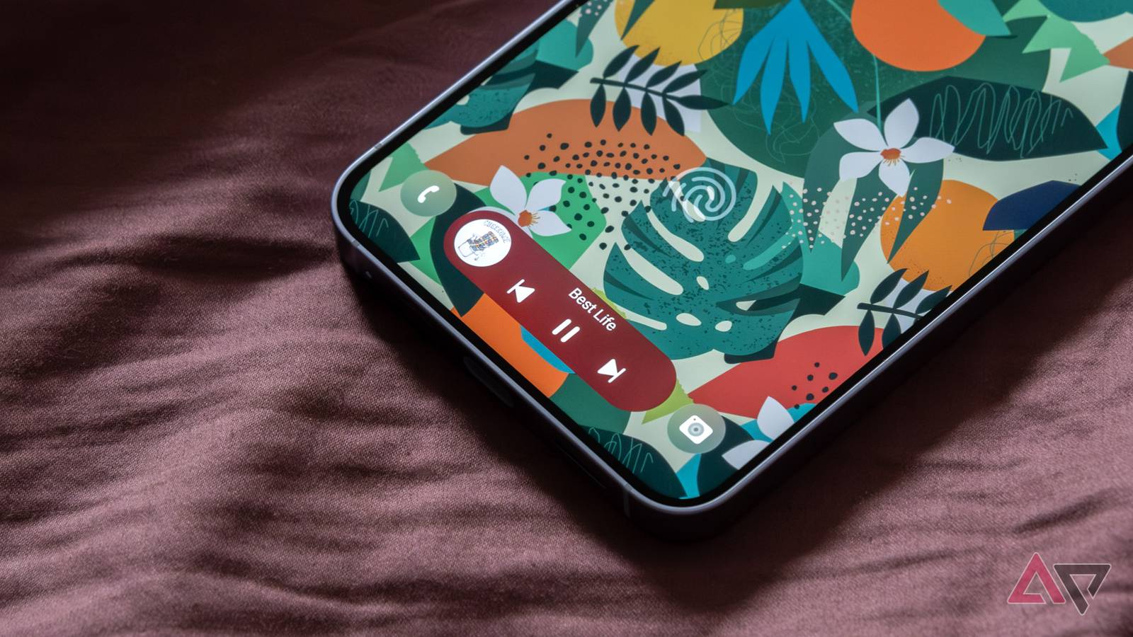 samsung-galaxy-s25-now-bar-spotify